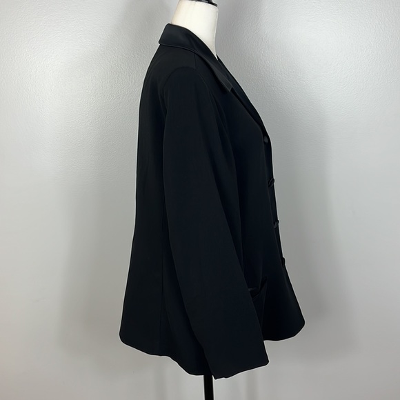 Emanuel Ungaro Vintage Black Blazer with Black Silk Collar and Buttons - Picture 8 of 14